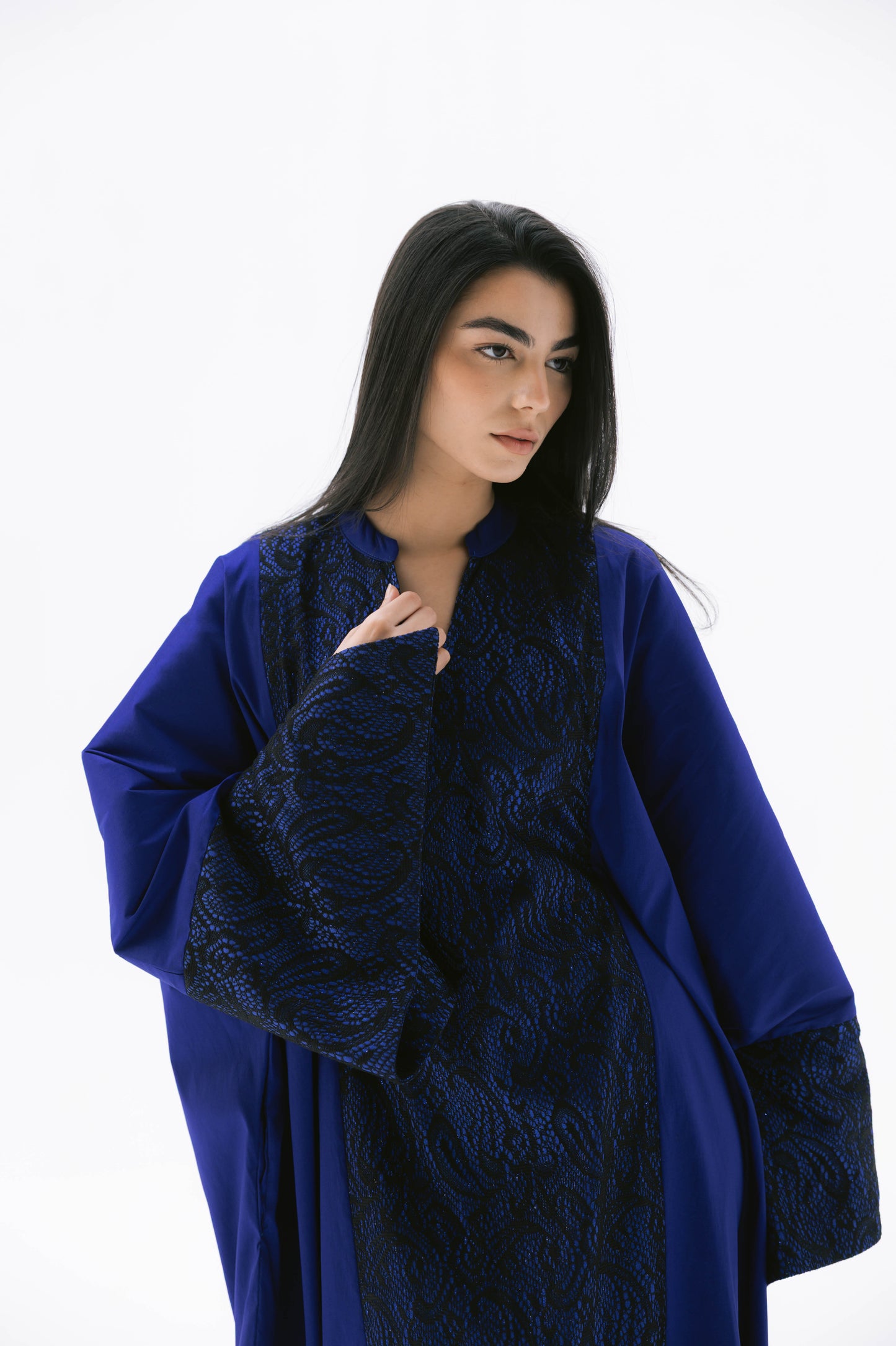 كوكب الشرق Abaya