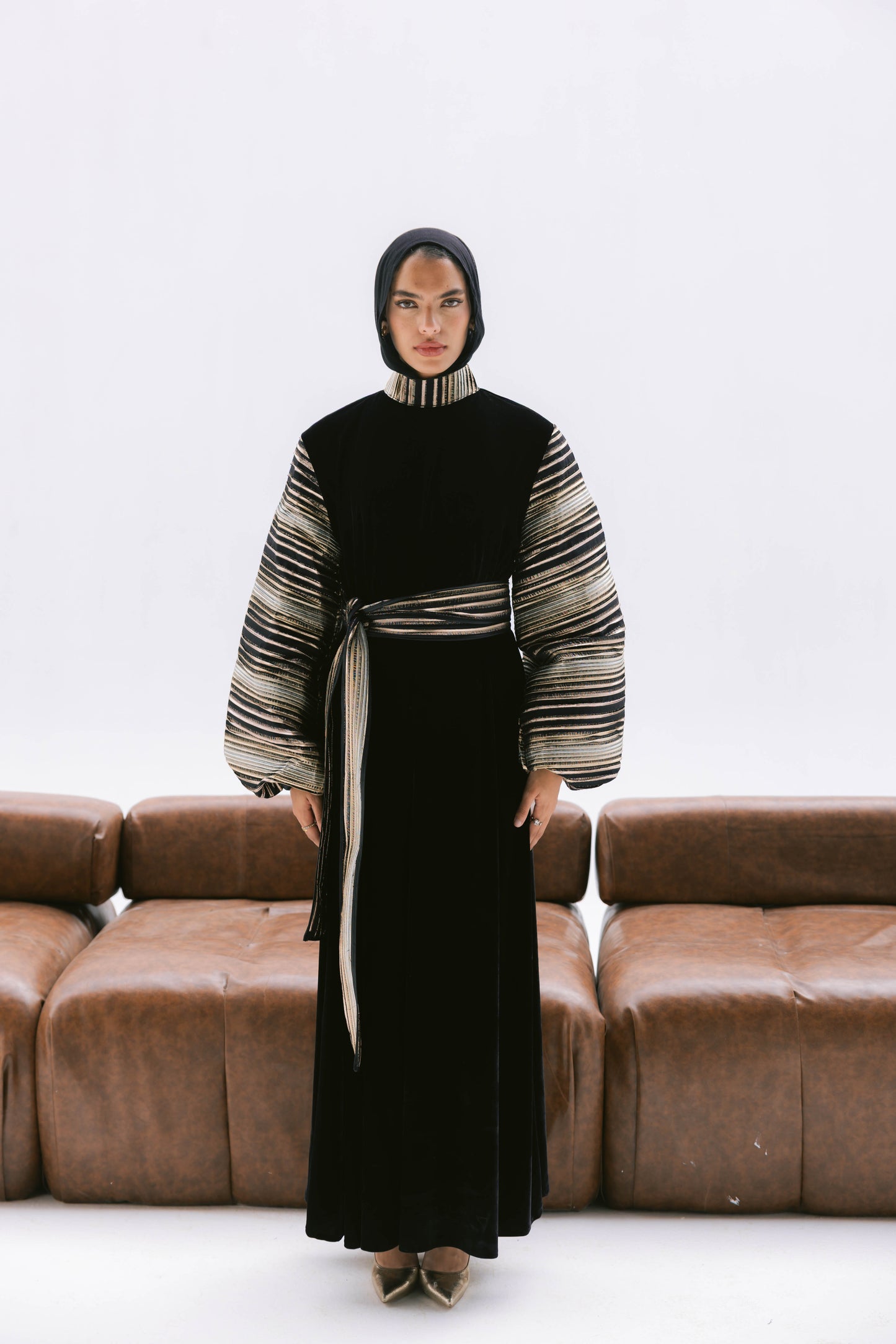 الحب كدة Dress