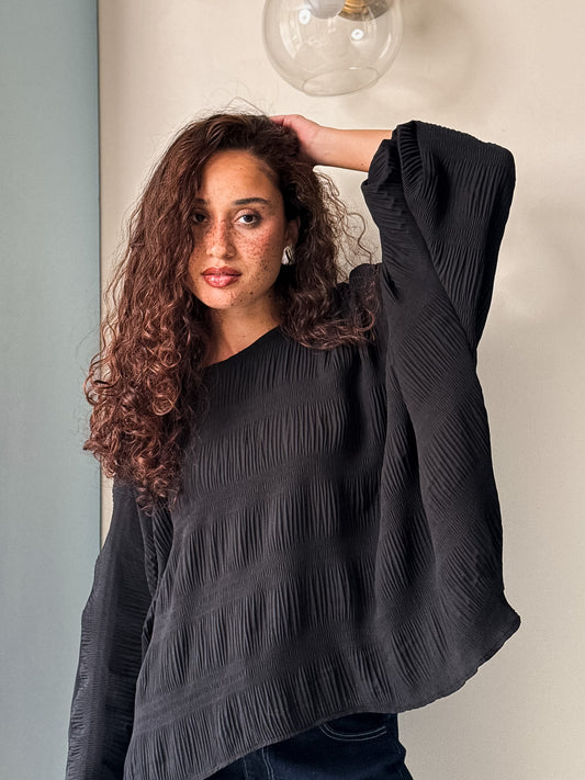 The crinkle blouse