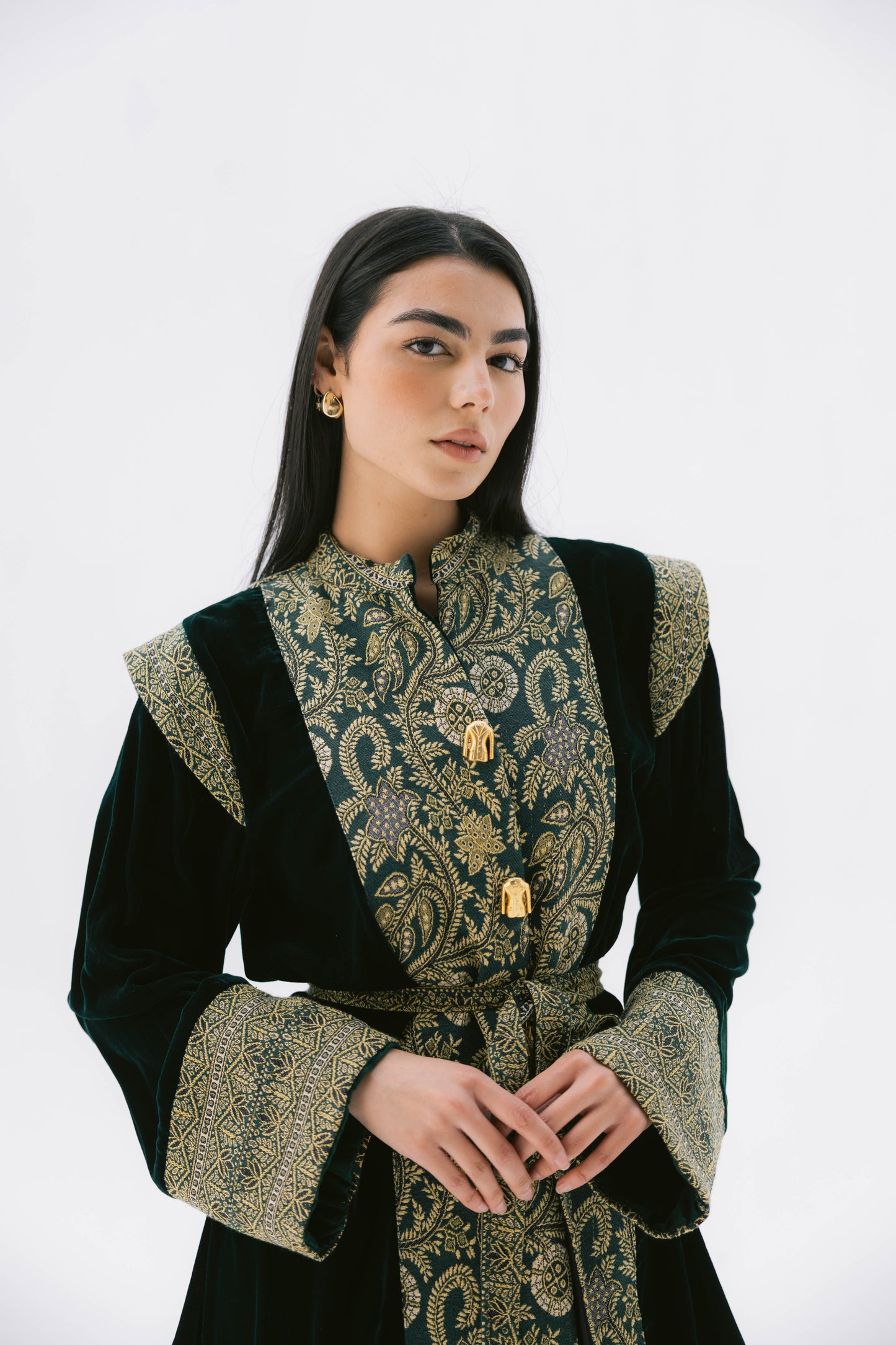 الاطلال jacket