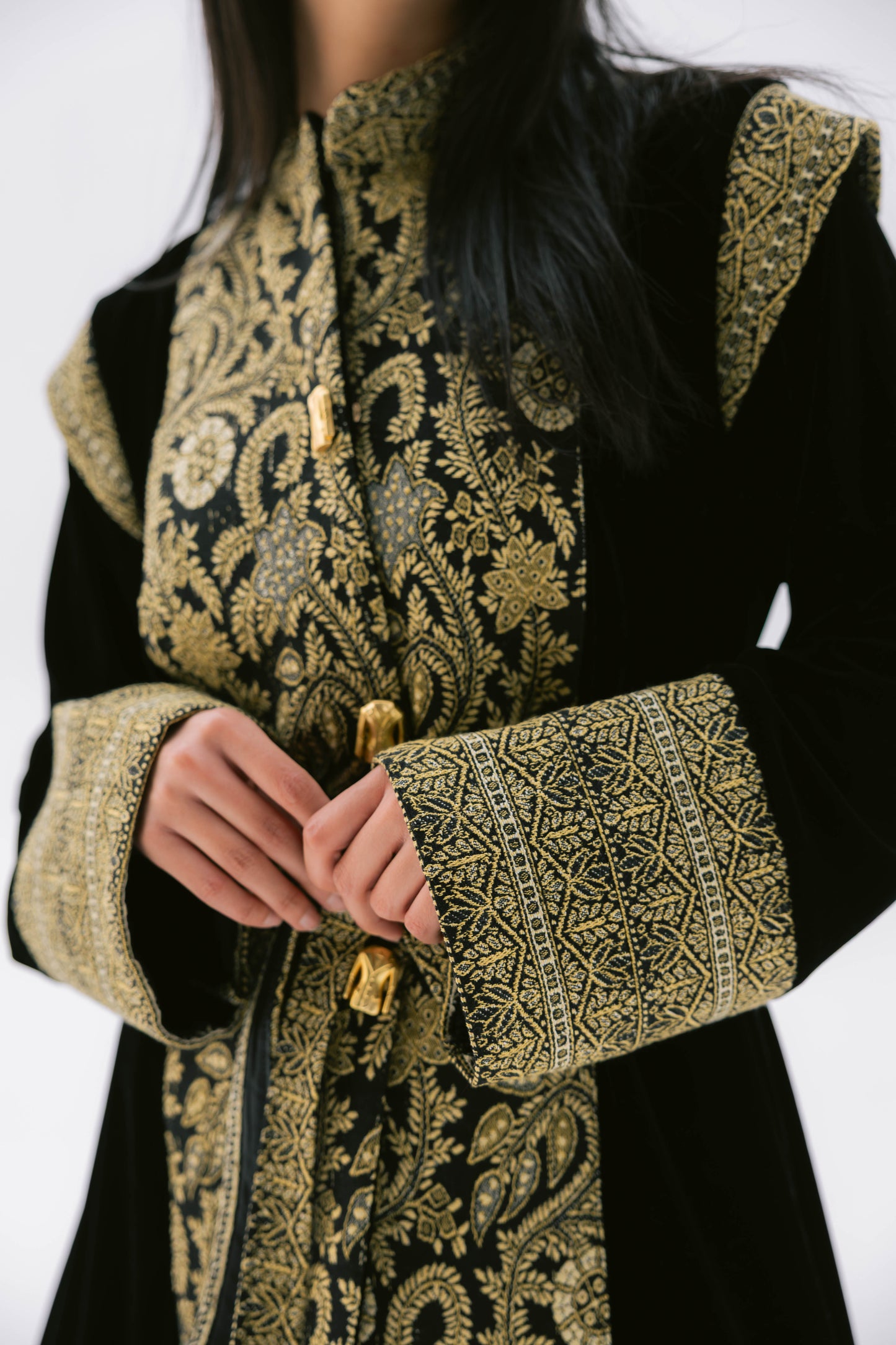 الاطلال jacket